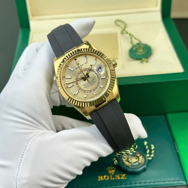 Replica Rolex Sky-Dweller Champagne Dial 326238