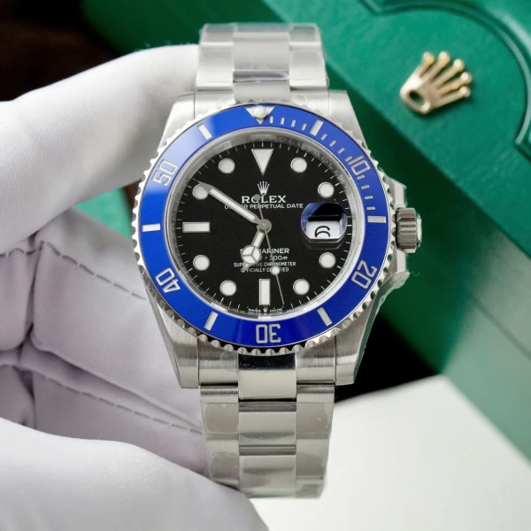 Replica Rolex Submariner Black Dial 126619LB